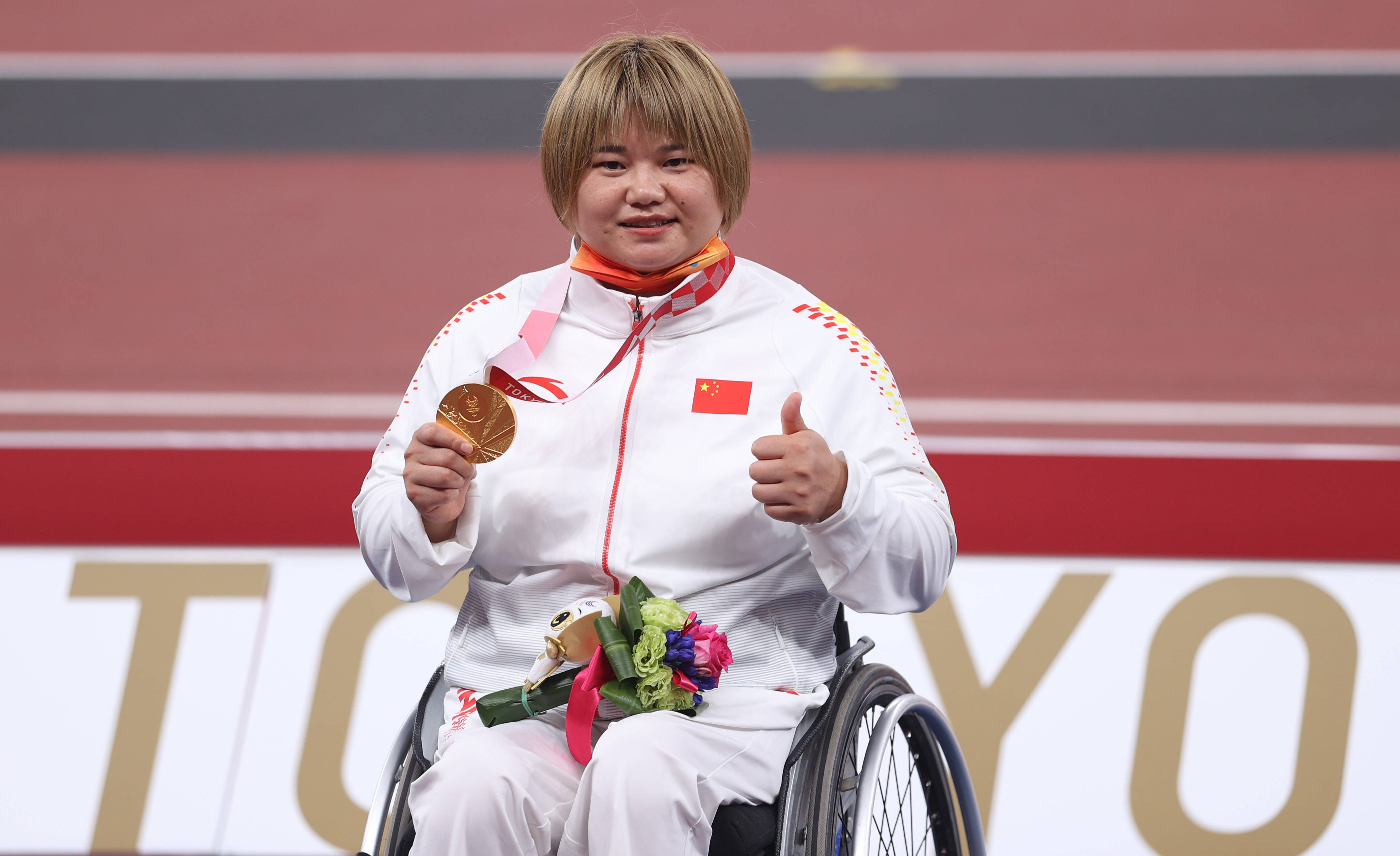 拉脱维亚选手夺得铁饼比赛金牌