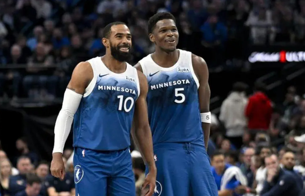 快攻火力全开，对手难以招架