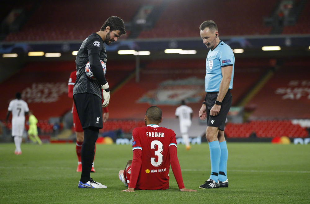 包含阿贾克斯成功零封AC米兰，门将赛后获得全场最佳的词条